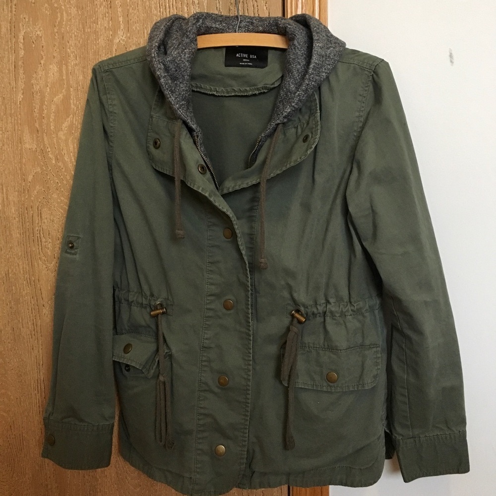Army Green Jacket w/ Hoodies